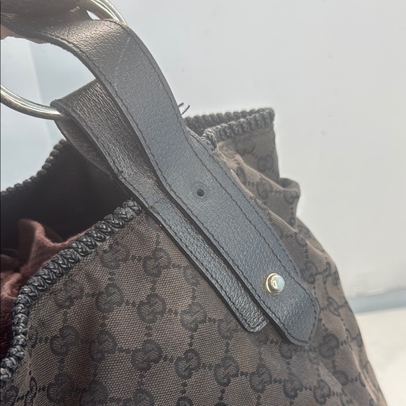 Gucci horse bit Black Quilted Shoulder Bag with Silver Hardware - Picture 9 of 14